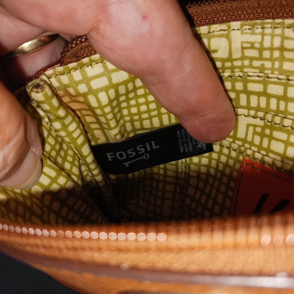 Fossil Key-Per Wristlet - image 8